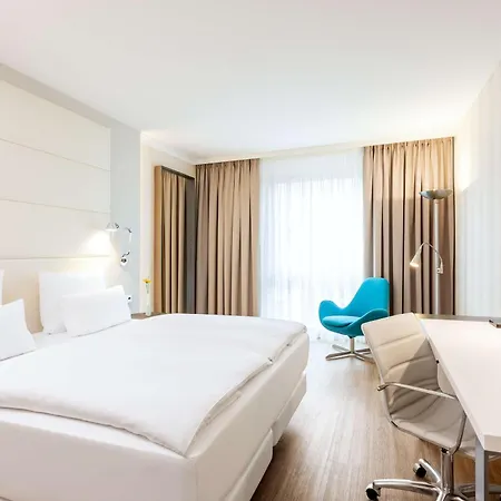 Hotel Nh Berlin Alexanderplatz Esterno foto